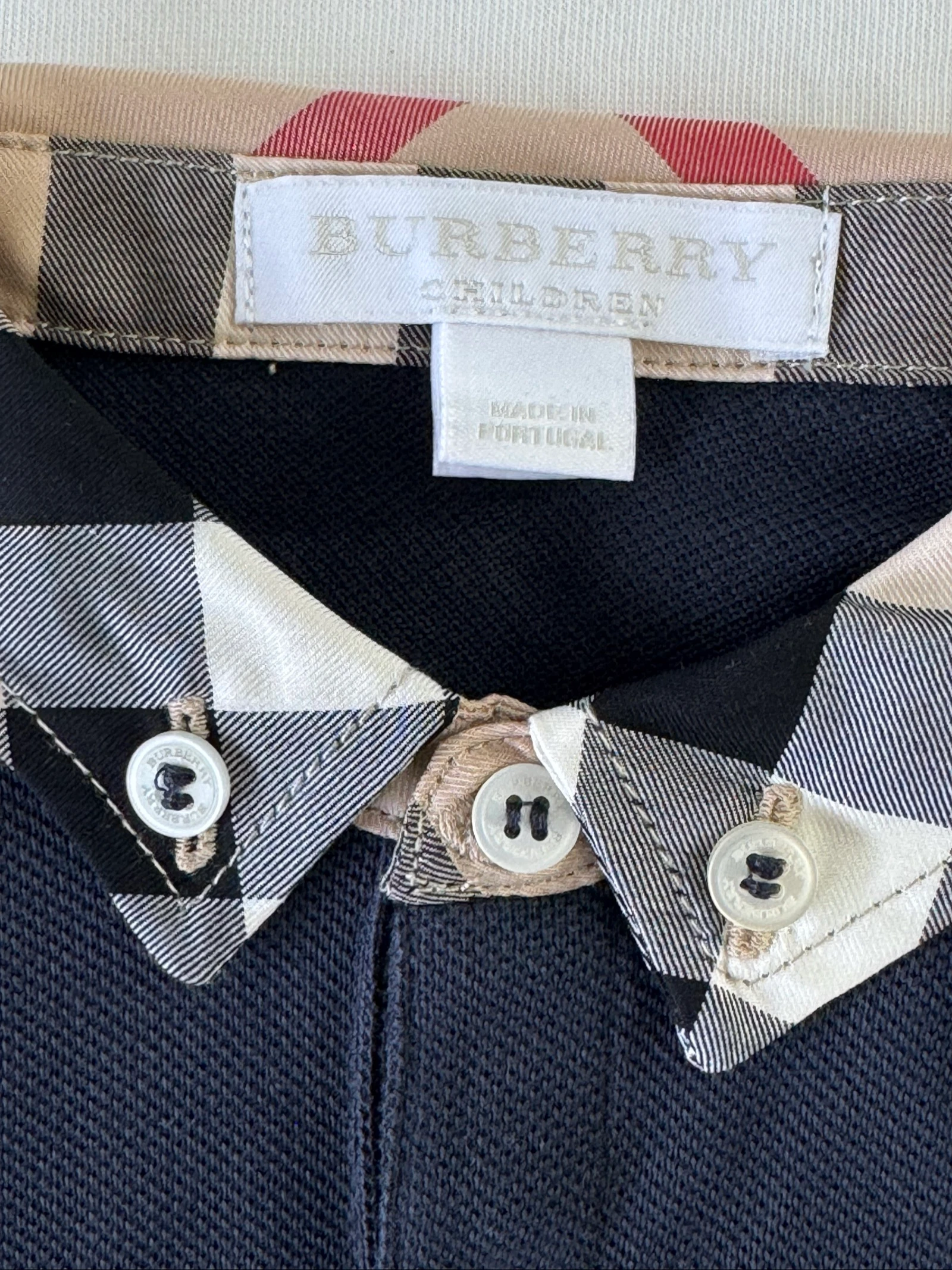 Navy blue piqué polo with plaid fabric collar – photo 4